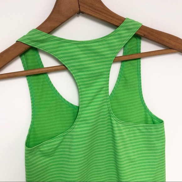 Under Armour Heat Gear Compression Tank Sz XS - Picture 7 of 10